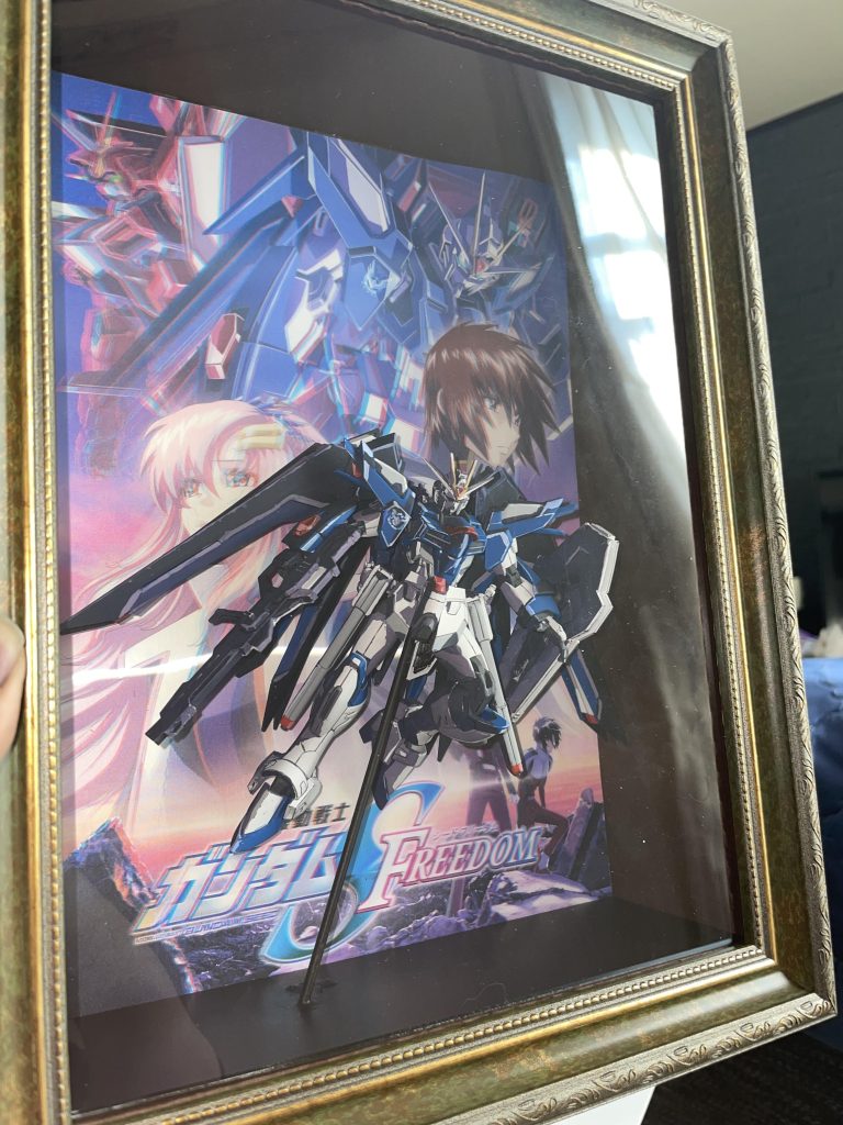 他の機体も入れようとしましたが、スペースが足らず一機のみで完成。 使用したアイテムはブログで公開しています。http://haruto357.blog.jp/archives/41737118.html 