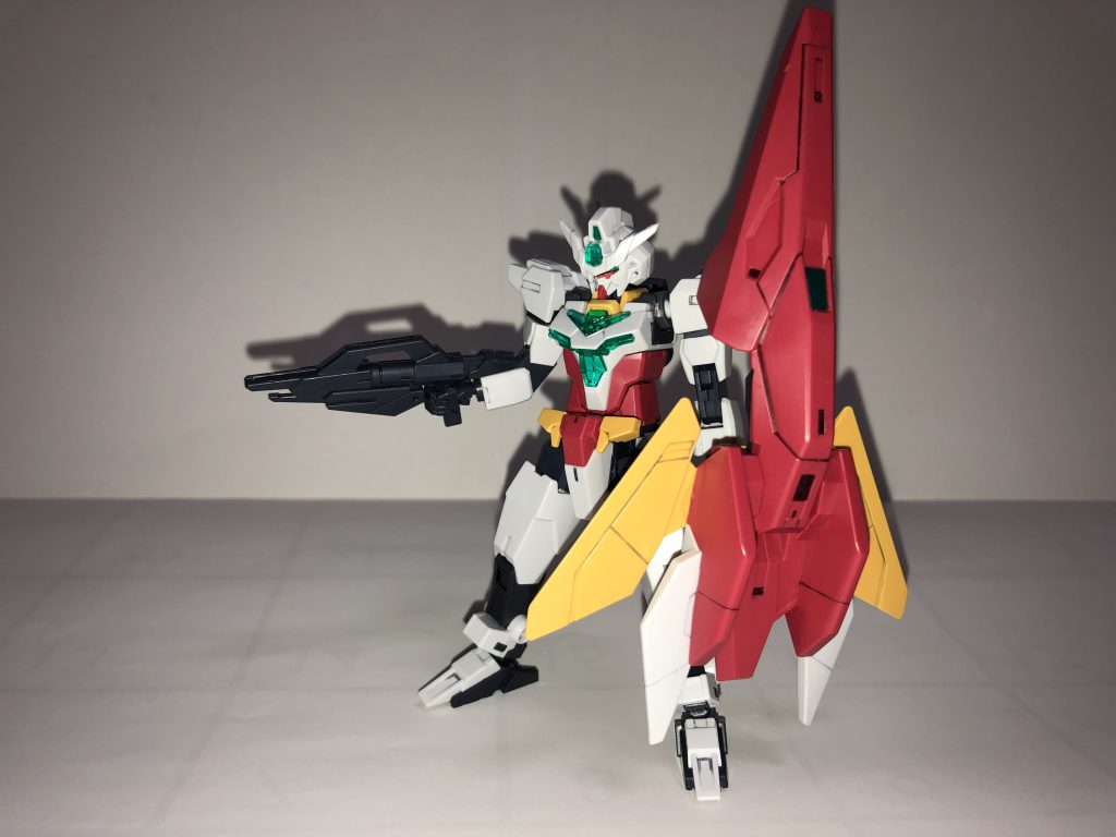 コアガンダムII。コアディフェンサーがでかすぎるかと思ったけどちゃんと保持できます。