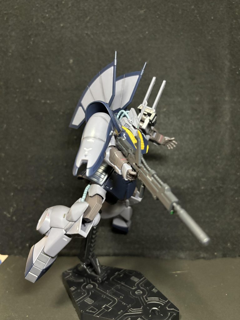 ビームライフルのサプレッサー？とフォアグリップが個人的には刺さります😊マーキングシールは他キットの余り物を適当に