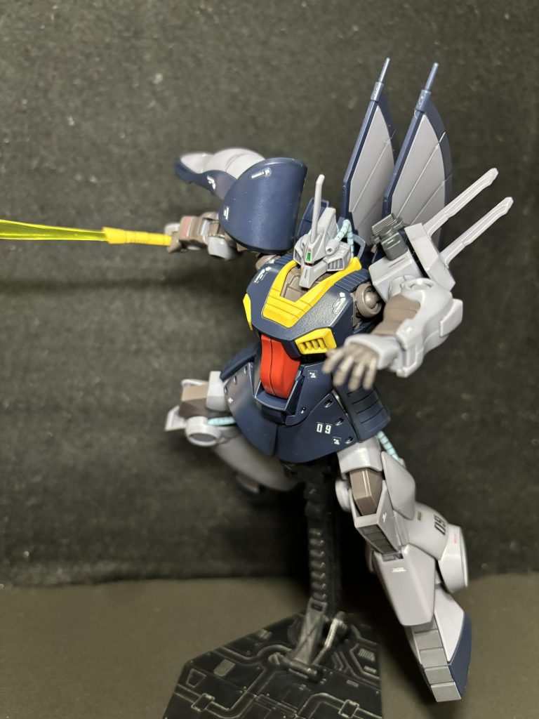 可動域も素晴らしくグリグリ動くので楽しいですねイフリートシュナイドも同じような関節だった記憶