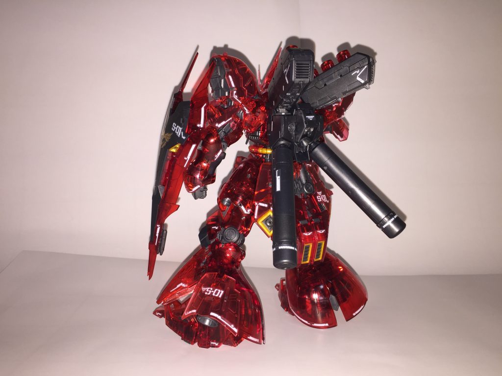 バックパックは透けてないので背面は普通