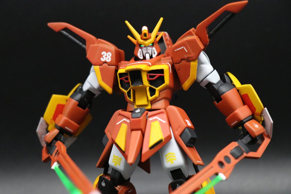 少し前のキットなので合わせ目肉抜きマスキング天国でしたがプラモテクのお勉強にすごく良かったです！あとソードカラミティはやっぱかっこいい