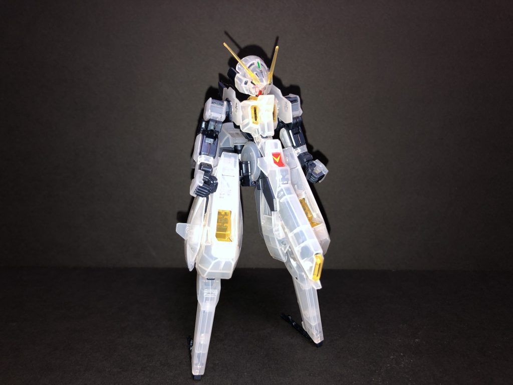 胴体が小さく脚がデカい