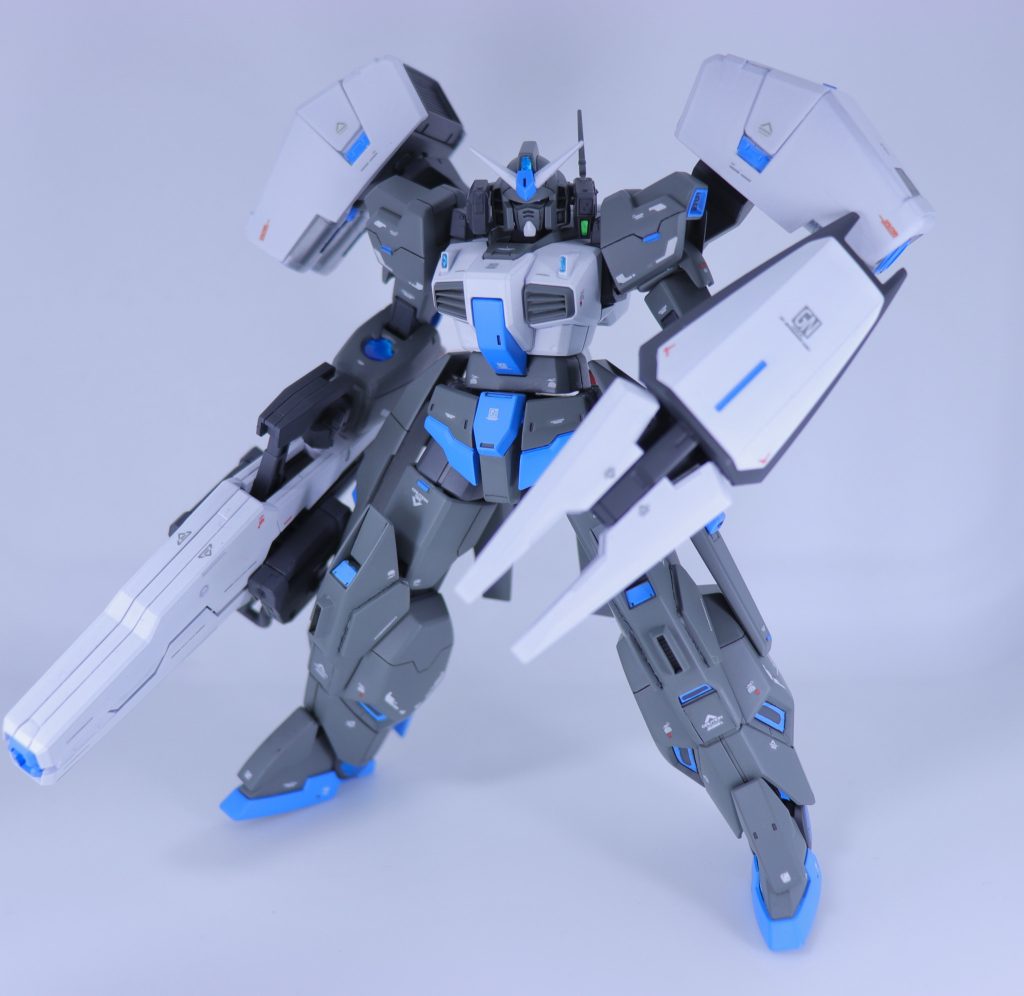 ミキシングに使った機体は、「ガンダムMk-II」「ガンダムヴァーチェ」「ガンダムAGE 3オービタル」とその他ジャンクパーツ少々です。とにかくガンダムMk-IIが好きなので、メインはMk-II一択でした!