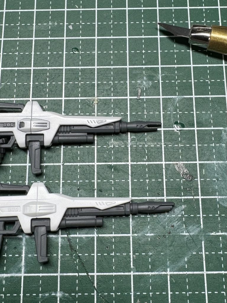 ビームライフルの銃口を開口しました。