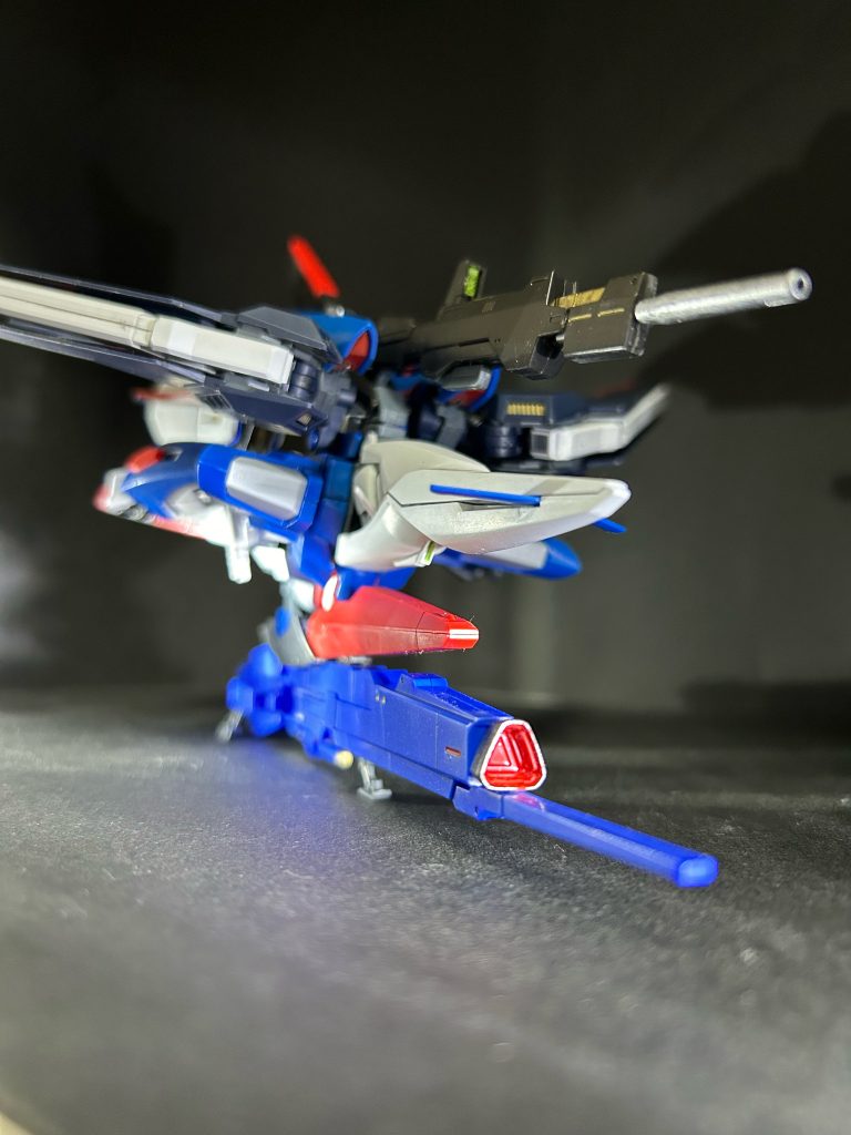 バランスとれればこの状態で自立します。