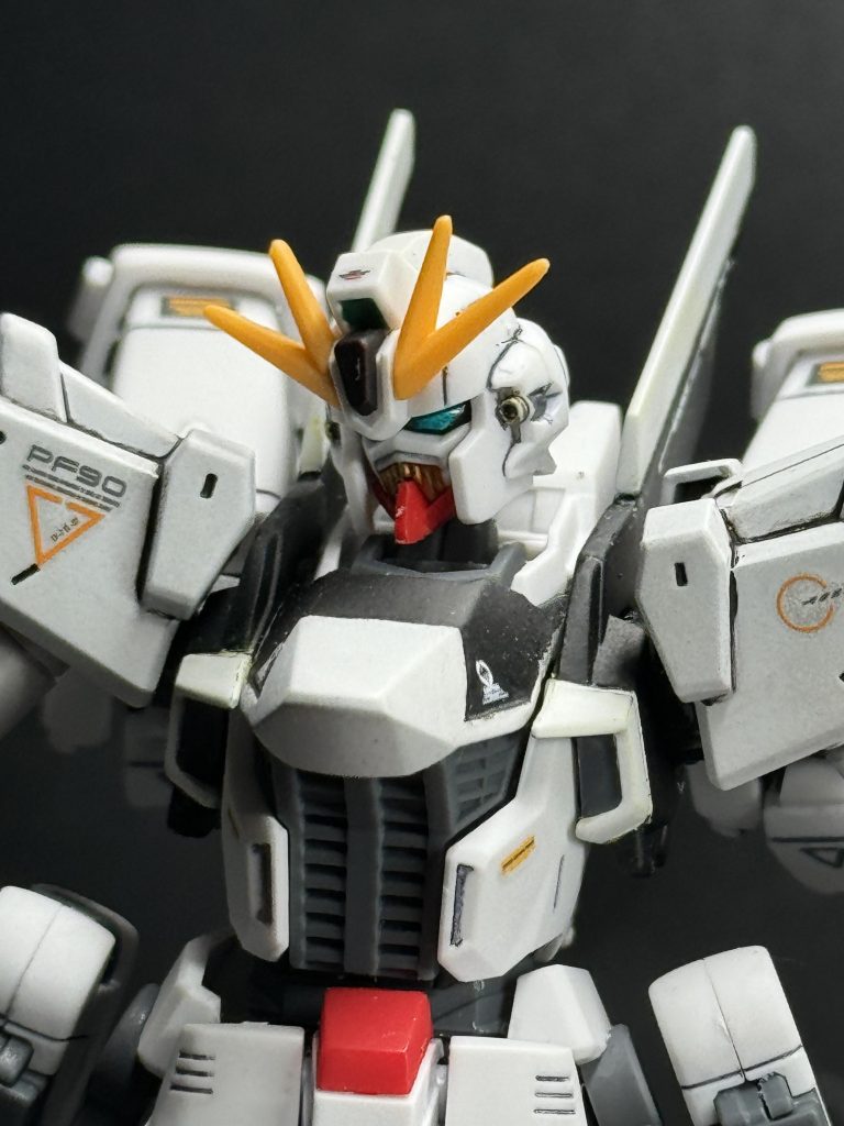 フェイスオープン。ヘルメットはF91でフェイスはM91になります。