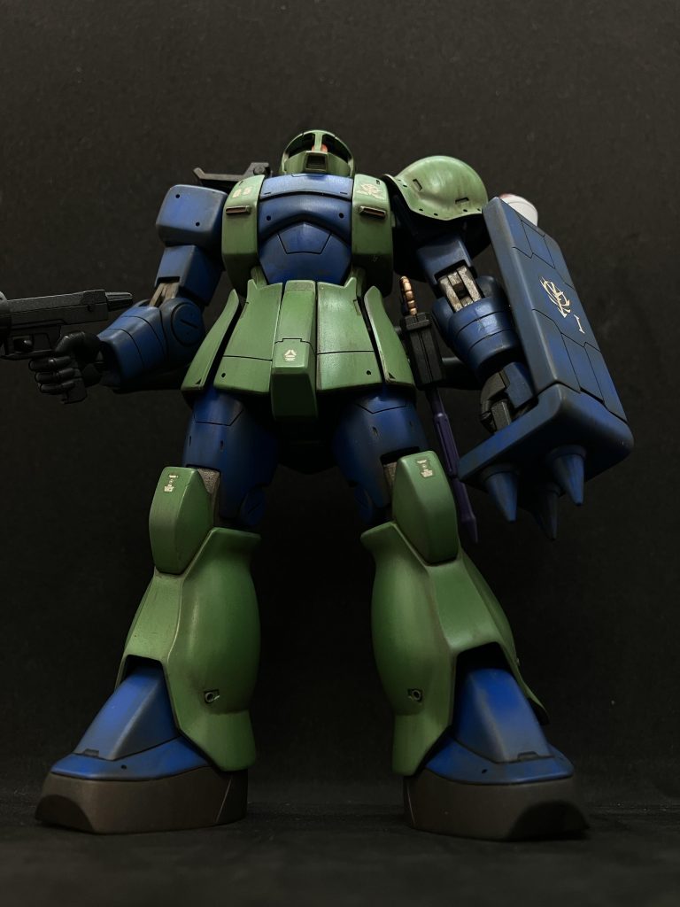 ザクと言えば、まずは旧ザクですよね!