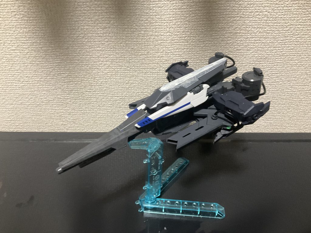 もう一つ航宙形態限定の機能として、主翼を味方に武装として供給することができますサムマスソードの流用なんで