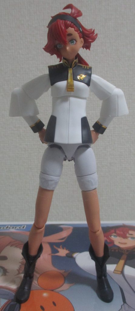 スレッタは、(僕の趣味でw)「メガミデバイス」の「ボトムセット」を改造した「スパッツ」を履かせてます。それに加えてーー