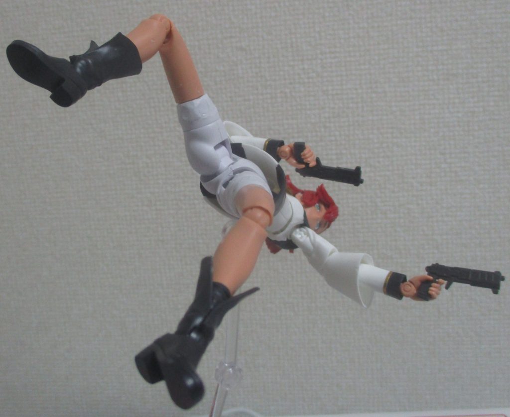 そして、スパッツ履いてるので、こんな大胆なアングルも可能ww