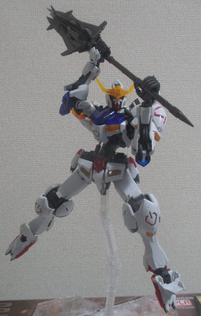 なお、MGはバルバトスが初めてで、組み立てに2日間かかりました・・・w