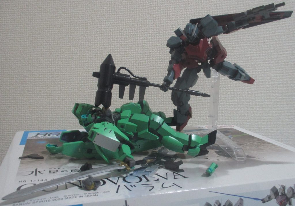 マイニングハンマー(ショート)で、グレイズリッター(一般機)を瞬殺するバラムの図です。少しでも、お気に召していただければ幸いです・・・。では、近々「次回作」を載せる予定なので、そちらもよろしくお願いします(ーー)