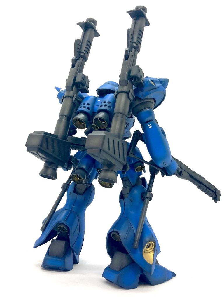 ケンプファーって…   武器から作らないと、途中でめげちゃいますよね😩それにしてもカッチョイイ後姿😍