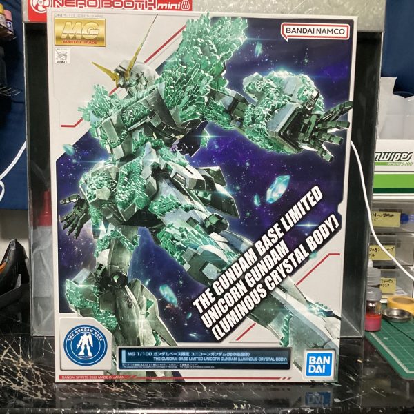 北海道の千歳のガンダムベースのイベントで手に入れました！前々からずっと作りたかったキットなのでゲットできてとても嬉しいです！こいつはピッカピカに塗装する予定なのでウレタンクリアの出番ですね〜とても楽しみです！