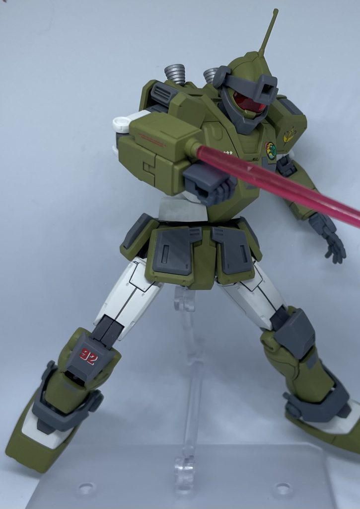 ボックスタイプビームサーベルは旧キットの形に近づけたかったのですが、頭の中のイメージで作ったらただのハコになってしまった。。