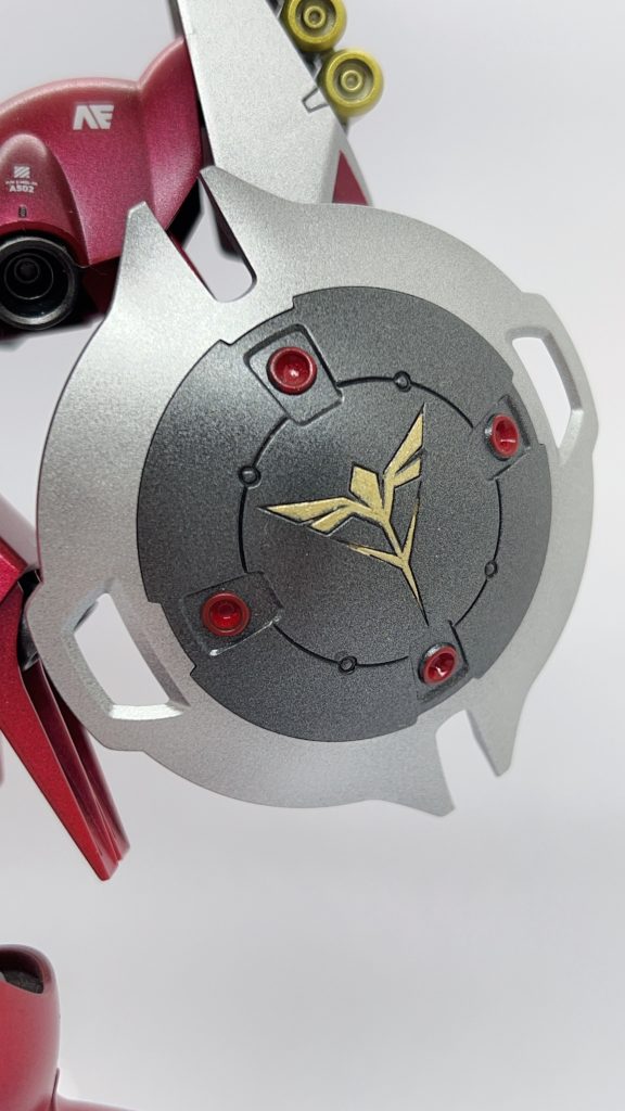 細い部分を筆塗りするのはもっと練習が必要です。