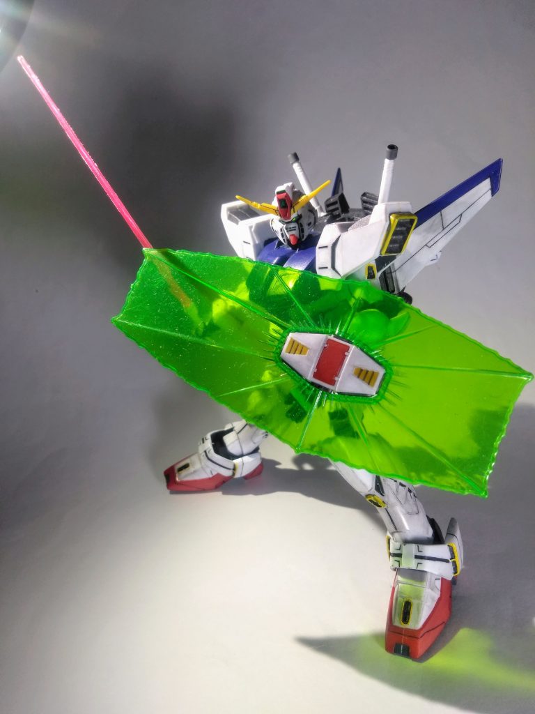 ハイ。ナンも捻りがない😋『サーベル抜刀&シールド構え❗』イヤッ！ホントなんの小細工もナイ❗😥