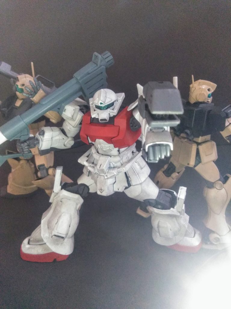 ハイ。小隊メンバーと一緒に😁   皆様大好き😍💓💓『グフ カスタム』　　　　　　　　　｢UP主｣も大好き💓♥️❤️💕兎に角通常では考えられないカッコ良さがありますね😤