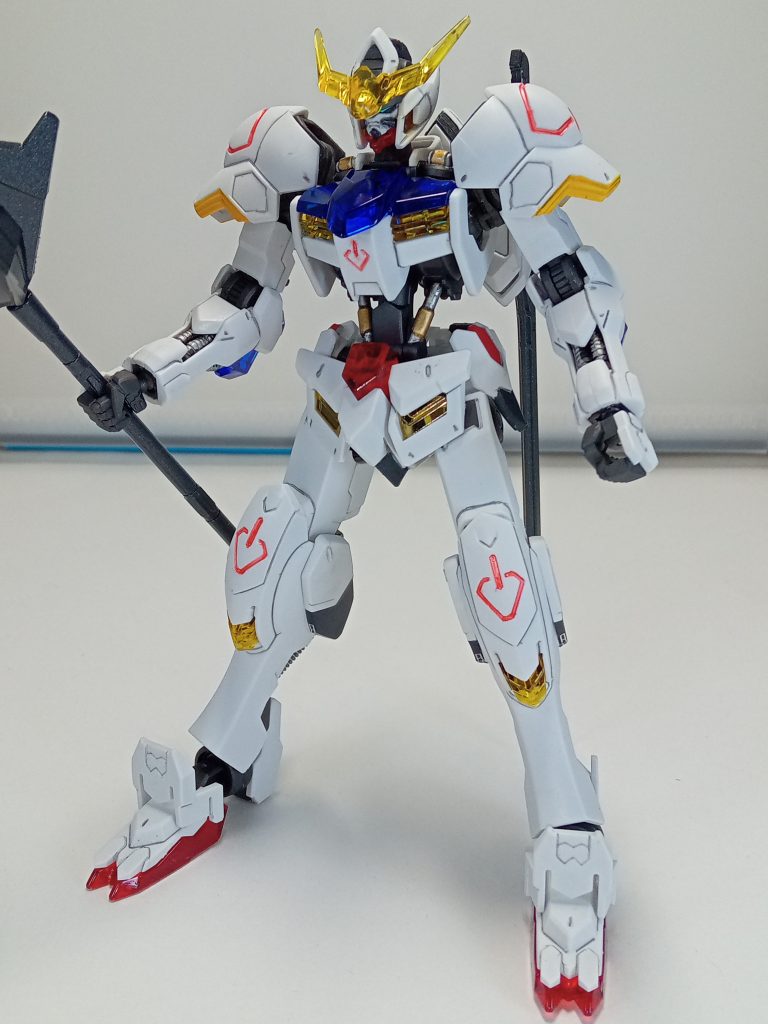 全身、クリアパーツはスーパークリア光沢を拭きガンダムマーカー部分塗装しました