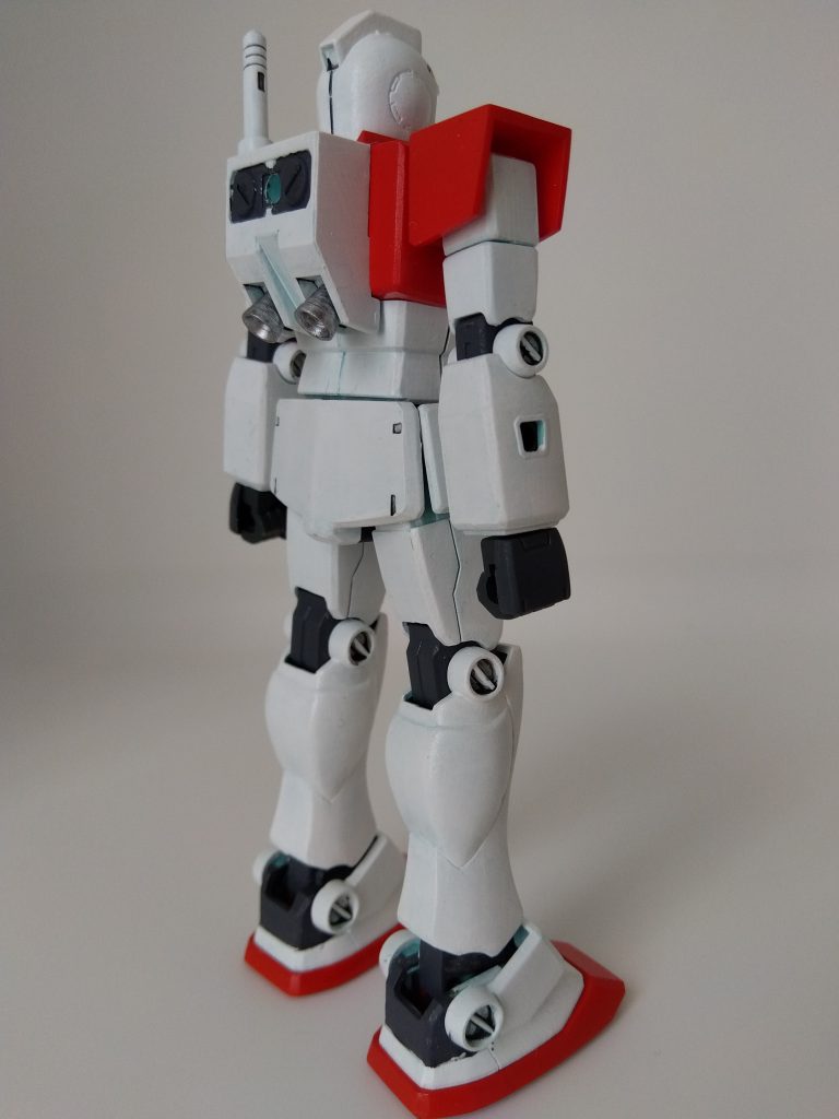 最初は気にせず塗れましたが、後半は希釈して使いたくなる感じでした。まだまだ筆塗りに慣れていないだけかもしれませんが。