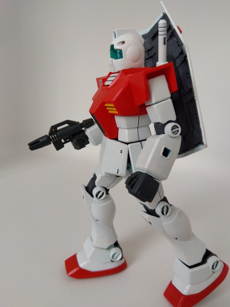 ジムはスプレーガン片手に独特の歩行音で走っているイメージがあります！