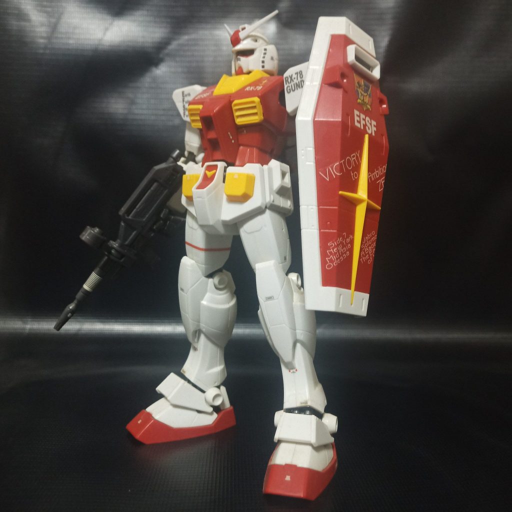 香港限定1/100 MG RX-78-2 ガンダム 10周年記念ガンプラ