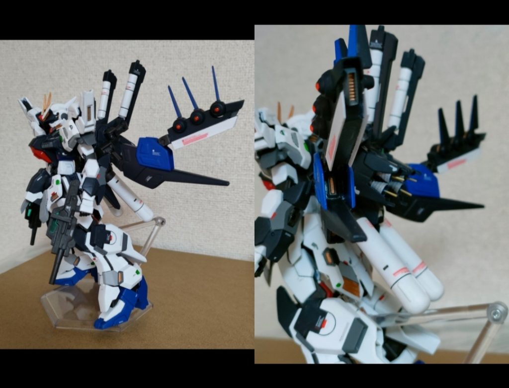 ハデス発動時スラスターバインダーが分割し、中からスラスターが起動