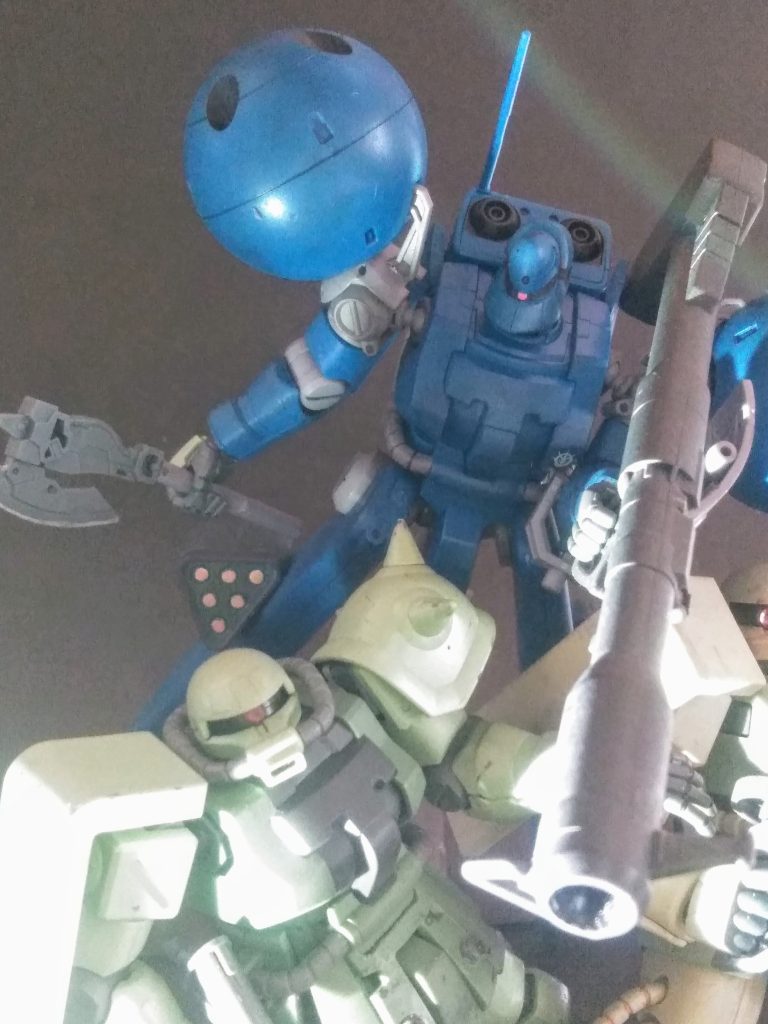 テな感じで、寄せ集めMS『MS-21C ドラッツェ』と、相成ります😤　　　　　　　この異形感が堪らない😍