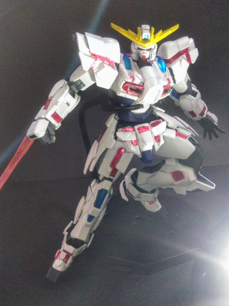 どうしても『ビルド バーニング』のイメージが抜けないから、普通に『ファイティング ポーズ』の方が落ち着きます😋『次回 ➖(マイナス) 3.0 話』 『ウェェェっ!レジェンドも参戦?そんな話は聞いてないよぉ(涙)』『オレは…時の涙を…ミル・・・😑』