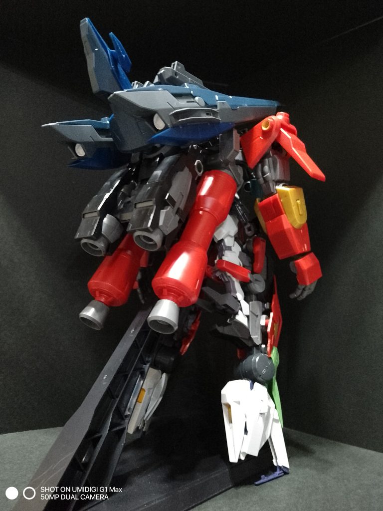 ガンダムシュバルゼッテ　キメラ–3枚目/制作者：プーリテン