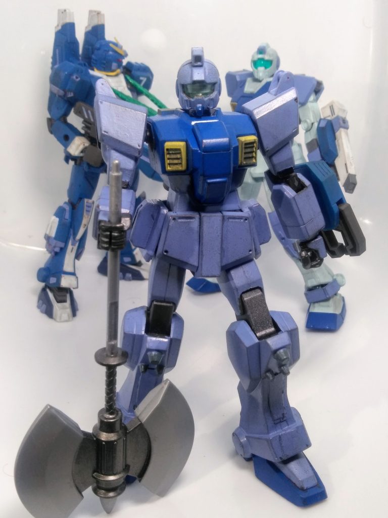 ダディズ プリーチ中隊のアルカード大尉』は『トリントン基地』へ転属と成りました。そんな『トリントン基地』には色々な兵士が居る様です。今回は『＂弱査＂港湾施設警備隊 所属』『エイチサン・R・ウチ・アゲセイコウ軍曹』の搭乗機『陸戦型 ジム』》をご紹介😆