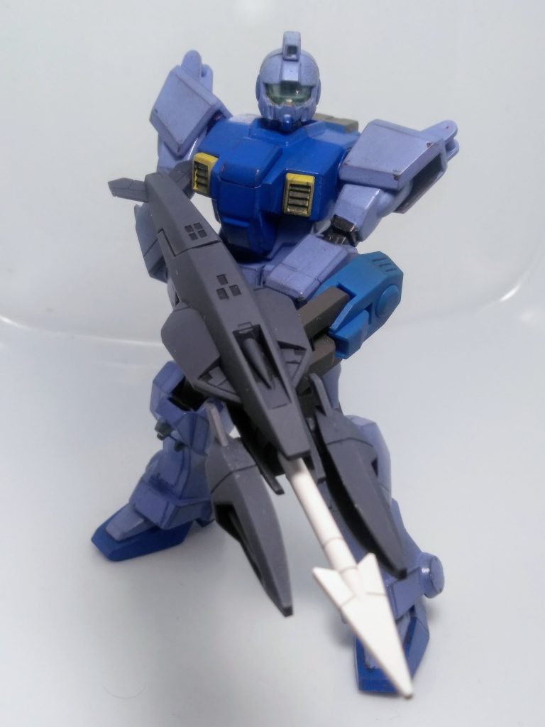 この『陸戦型 ジム』は以前に投稿を　　　　致したモノを｢リビルド｣してます😄　　　　　　　　　　　　　　　　　　　　　　　　　　　　　　　　　　　　　　先ずは｢水中戦用兵装 大口径アンカー ガン｣😁一目で判る❗『ビルド リ・ライズ』のアノ武器です😍この過剰なデカさが堪らない🤤因みに左腕には『水中戦用ガンダム』の『アンカー』を装備です😏