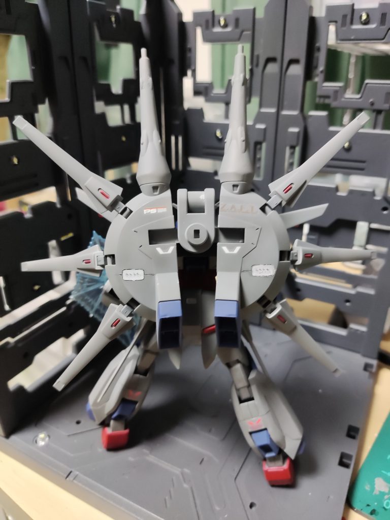 HGレジェンド–5枚目/制作者：nolzack