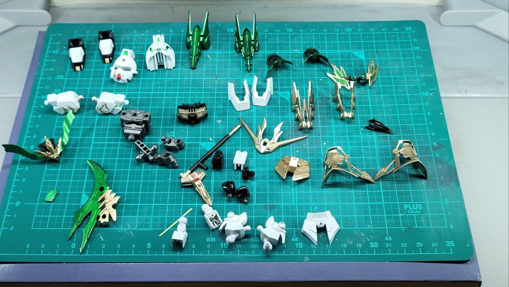 塗り分けが終わった時点です多くても３色での塗り分けで数も多くなかったのでおもったより苦戦はしませんでした一部塗り直しはありましたが