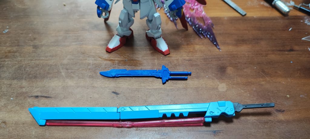 付属のアロンダイト小さいのでアスタロトリナシメントの武器を改造してそれっぽくしたやつです