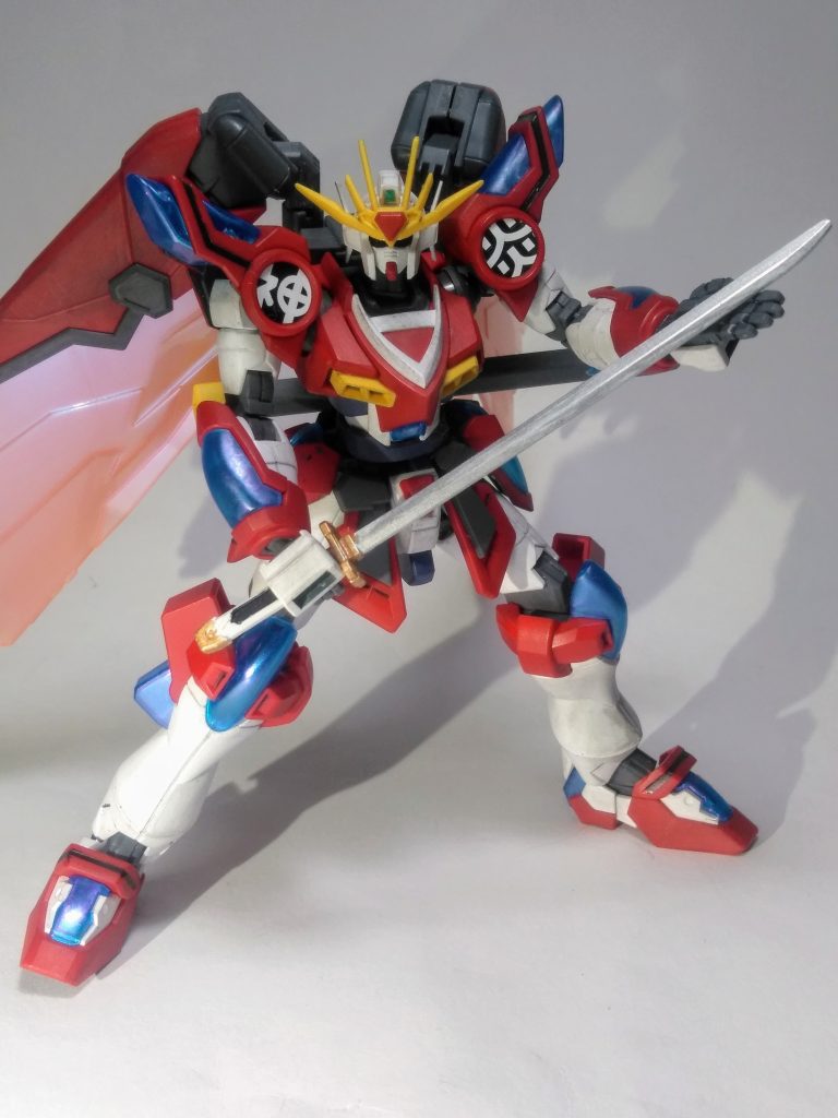 ハイ。お腰に付いてる「日本刀?」を抜いてミタ!『セカイくん』は"剣道"も出来ちゃうんですかねぇ?😲