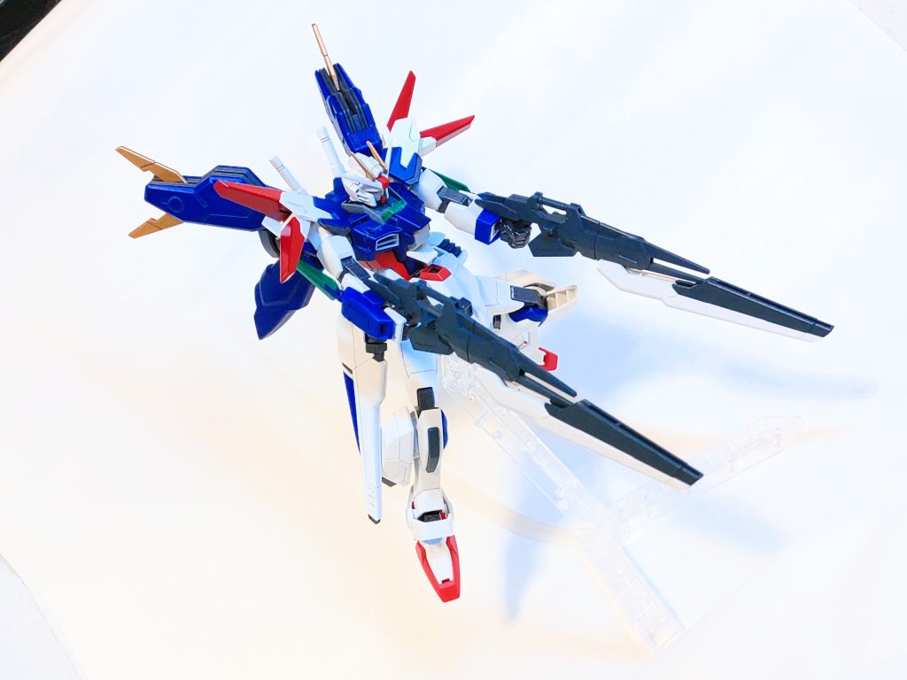 ガンビットライフルモード。ライフルにガンビットを接続し、射程と威力を強化した状態。ガンビットのスリットにライフルが綺麗にハマったので採用。これを思いついたこともあり改修型のライフルはやっぱり不要と判断。