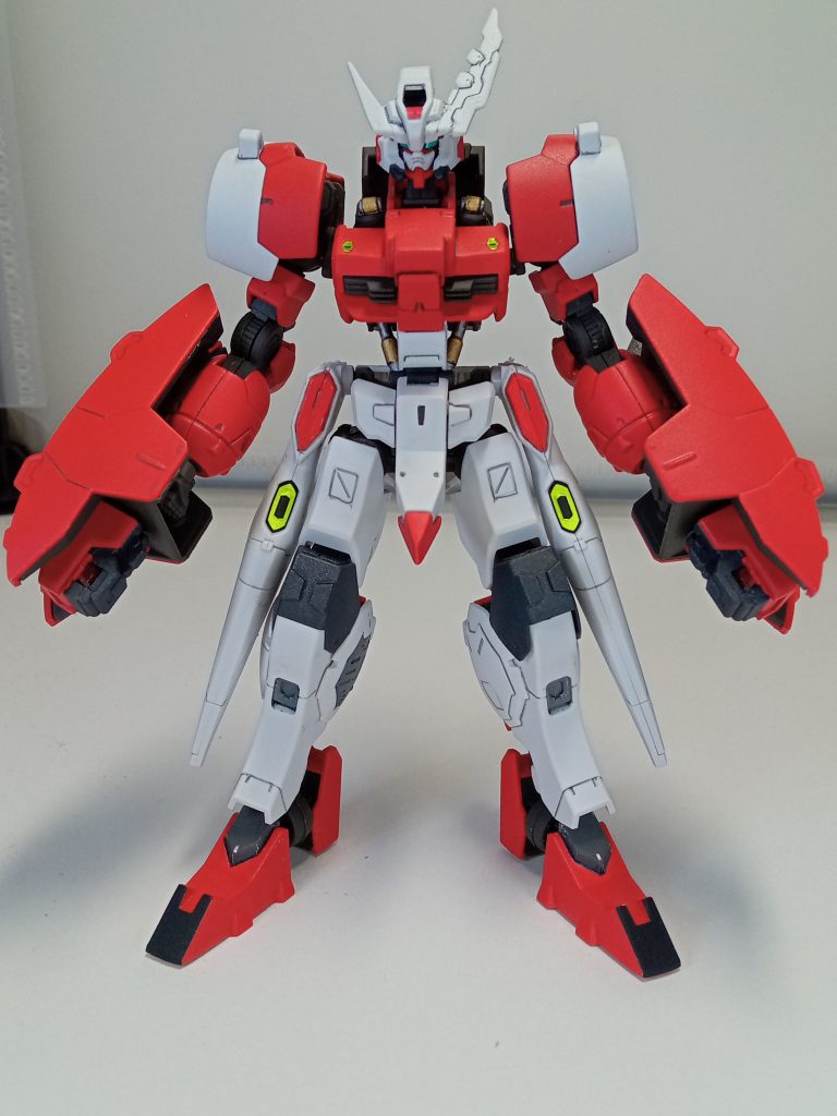 頭部はリナシメントの物を使用、両足のパーツはアスタロトの右足の物と同じに打撃に使用する為カラーは少し印象を変えるためレッドにしました 