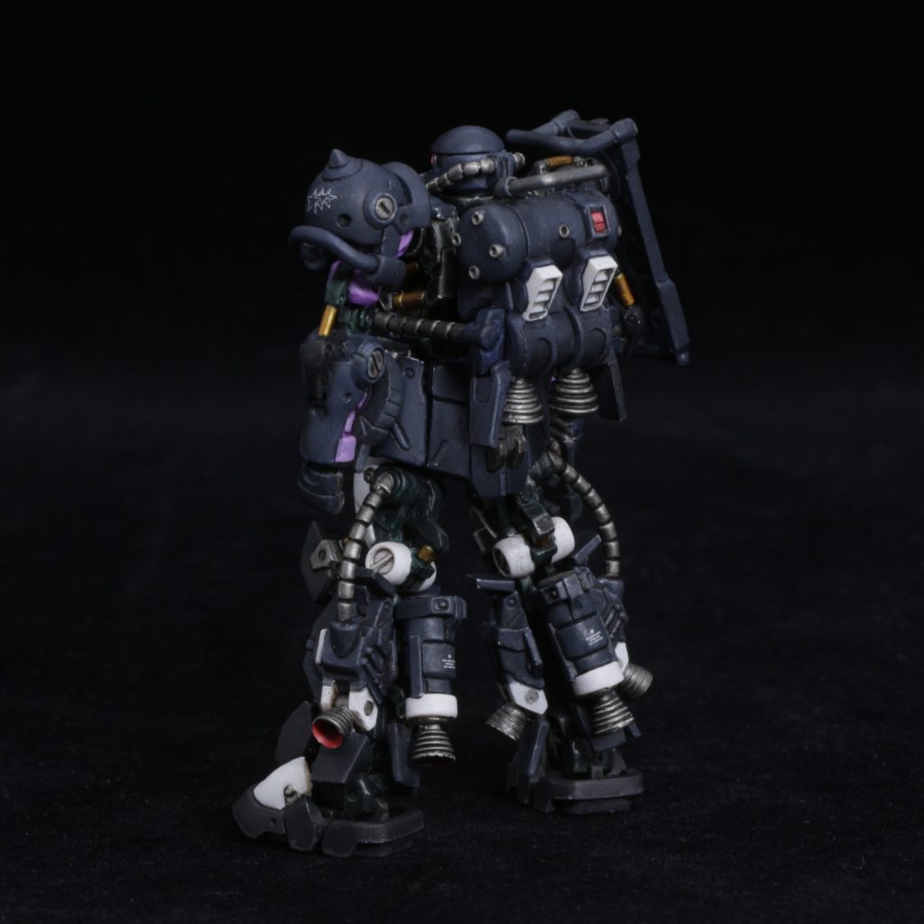 高機動型ザクIIは背面のバックパックが素敵！