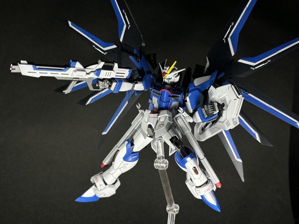 ビームライフルこちらはフレーム色を使用しつつも全部艶消し仕上げにしています。