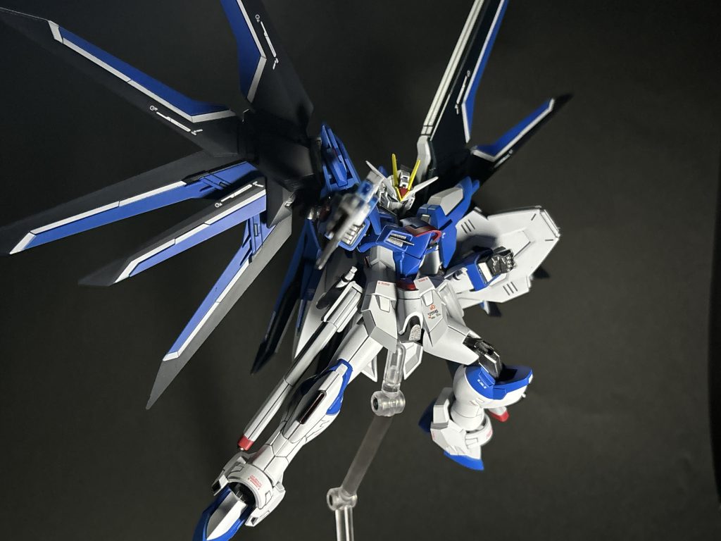 最後はサムネにも使ったSEEDのOPポーズ