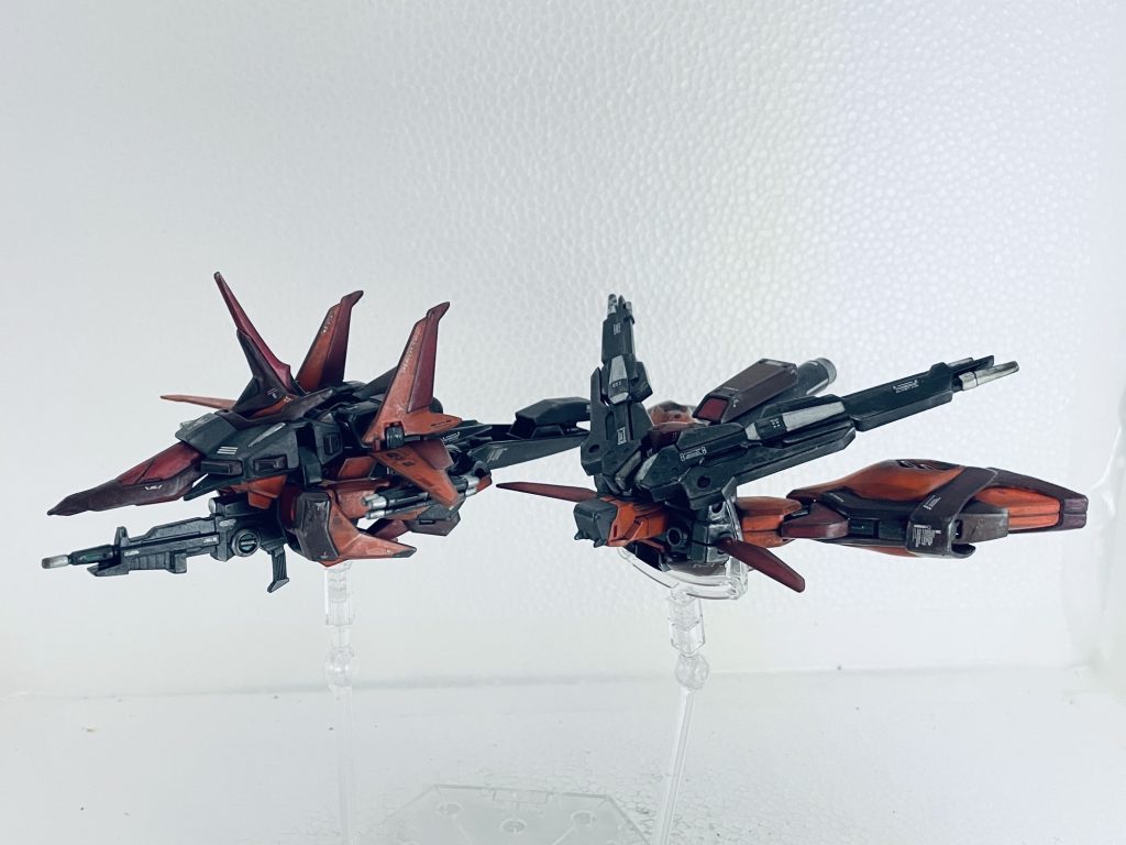 バウアタッカーとバウナッター。分離後は無人ミサイルとなって特攻することしか出来ないバウナッターをTR部隊が改修。その高い性能を余す事なく引き出しました・・・という妄想設定です。