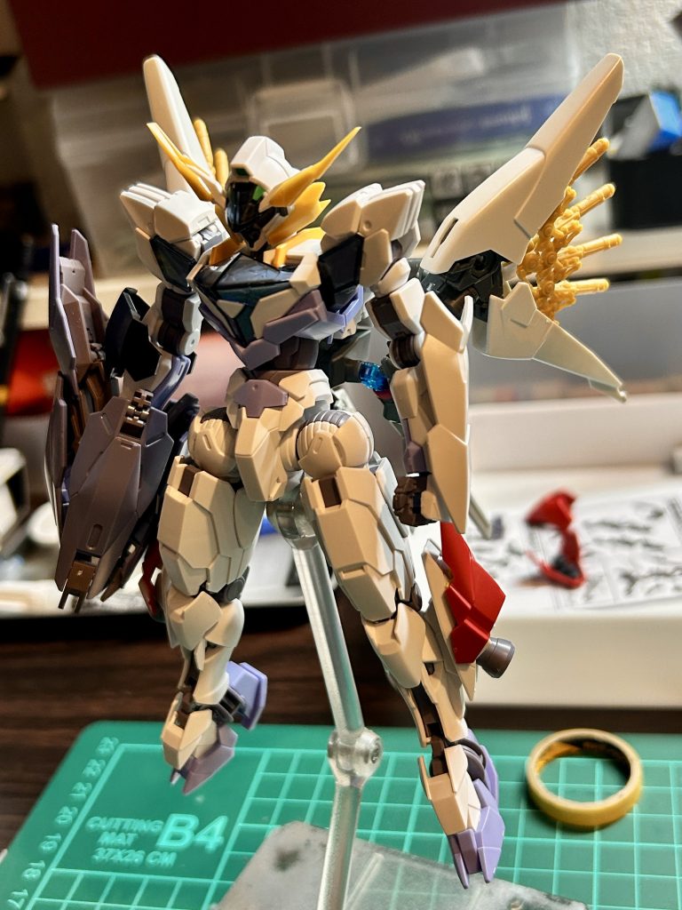 本来のカラーリングからはかなり印象を変えた仕上げになったと思います。最後までご覧頂きありがとうございました!