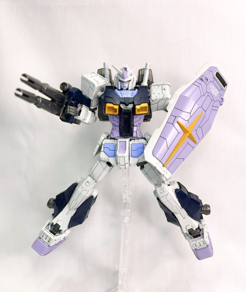 G-3カラーは売り切れていたのですが、個人的にこちらのカラーの方が好みなので通常版をG-3カラーに塗装しました。今回は久しぶりに半ツヤ仕上げでまとめましたが、案外気に入ってます。