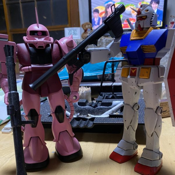 旧1/100 ガンダム&シャア専用ざく