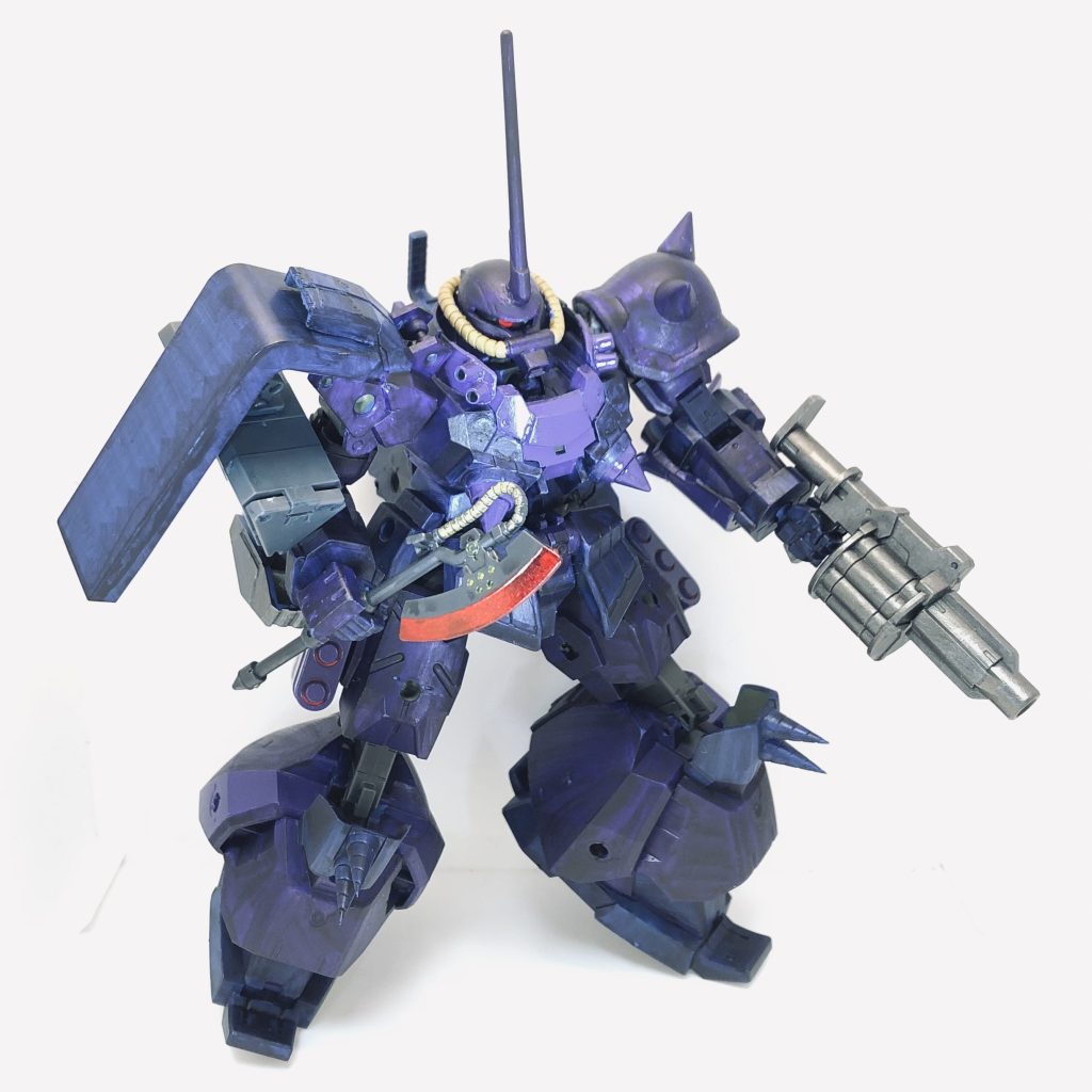 ザクF2,000(ザク・エフニセン)ならぬザクF√20,000(ザクエフ・ルートニマン)です😁(計算すると、ザクF200になって弱体化しているという😓 ※√20,000=200が間違ってることはコメント欄を見てね!)