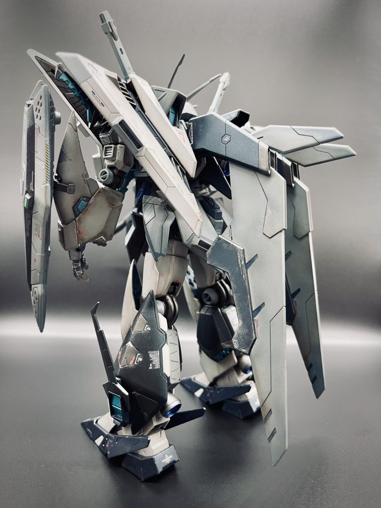 クスィーガンダム 