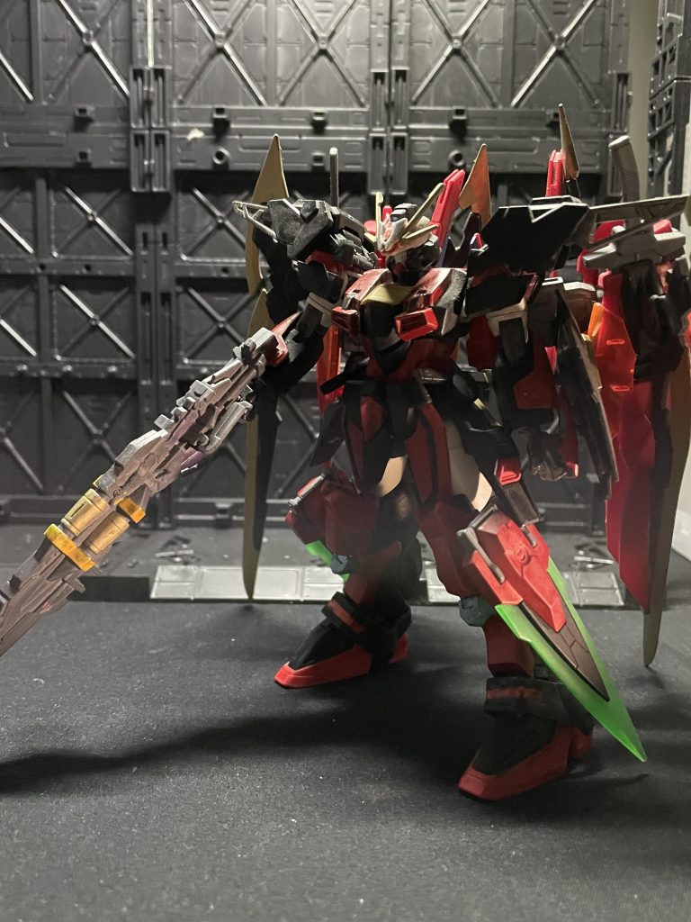 まだエアブラシシステムを入手する前の作品ですHGCEデスティニーが発売される前だから、6年くらい前のものですとりあえず、デスティニーを強化しようと言う気持ちだけで作った気がしますw