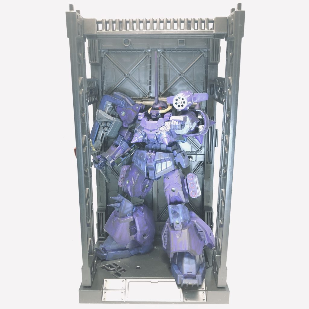 最後に100均格納庫でポージング今回も最後までご覧いただきありがとうございました🙇♀️